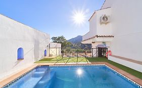 Finca Alcaparaín con Piscina en Caminito del Rey-Carratraca
